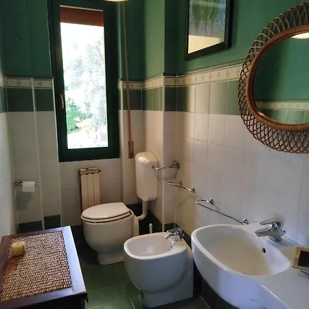 Sea View With Terrace & Free Parking Apartmán *
