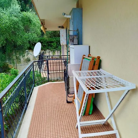 Sea View With Terrace & Free Parking Apartmán