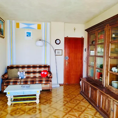 Sea View With Terrace & Free Parking Apartment