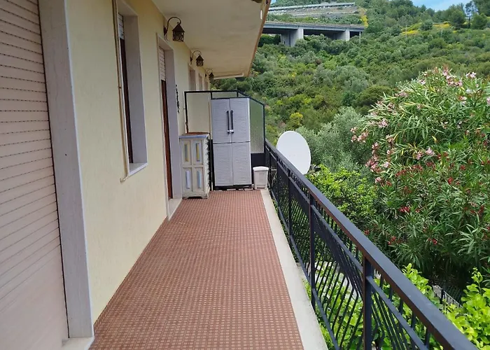 Sea View With Terrace & Free Parking